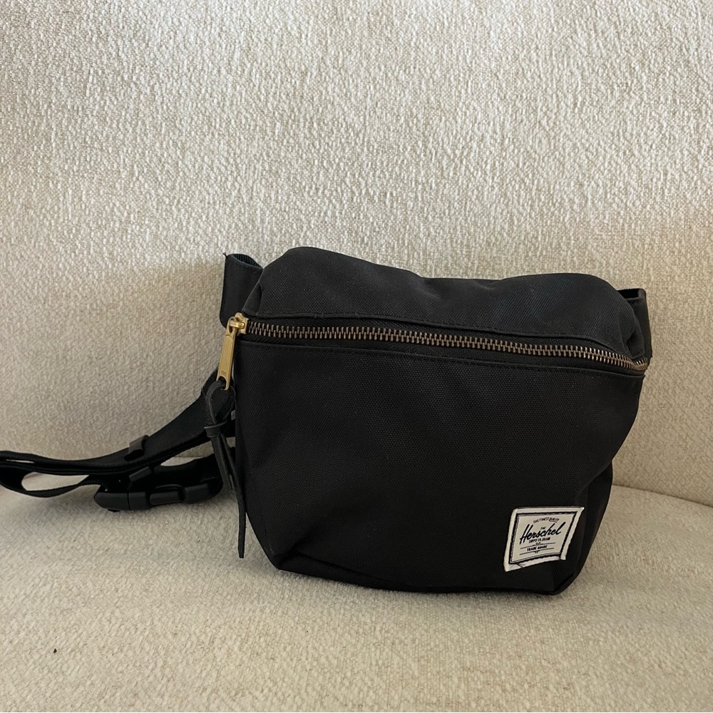 Herschel fanny pack